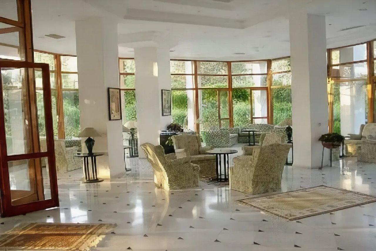 מהמוטלר Green Peace Hotel מראה חיצוני תמונה