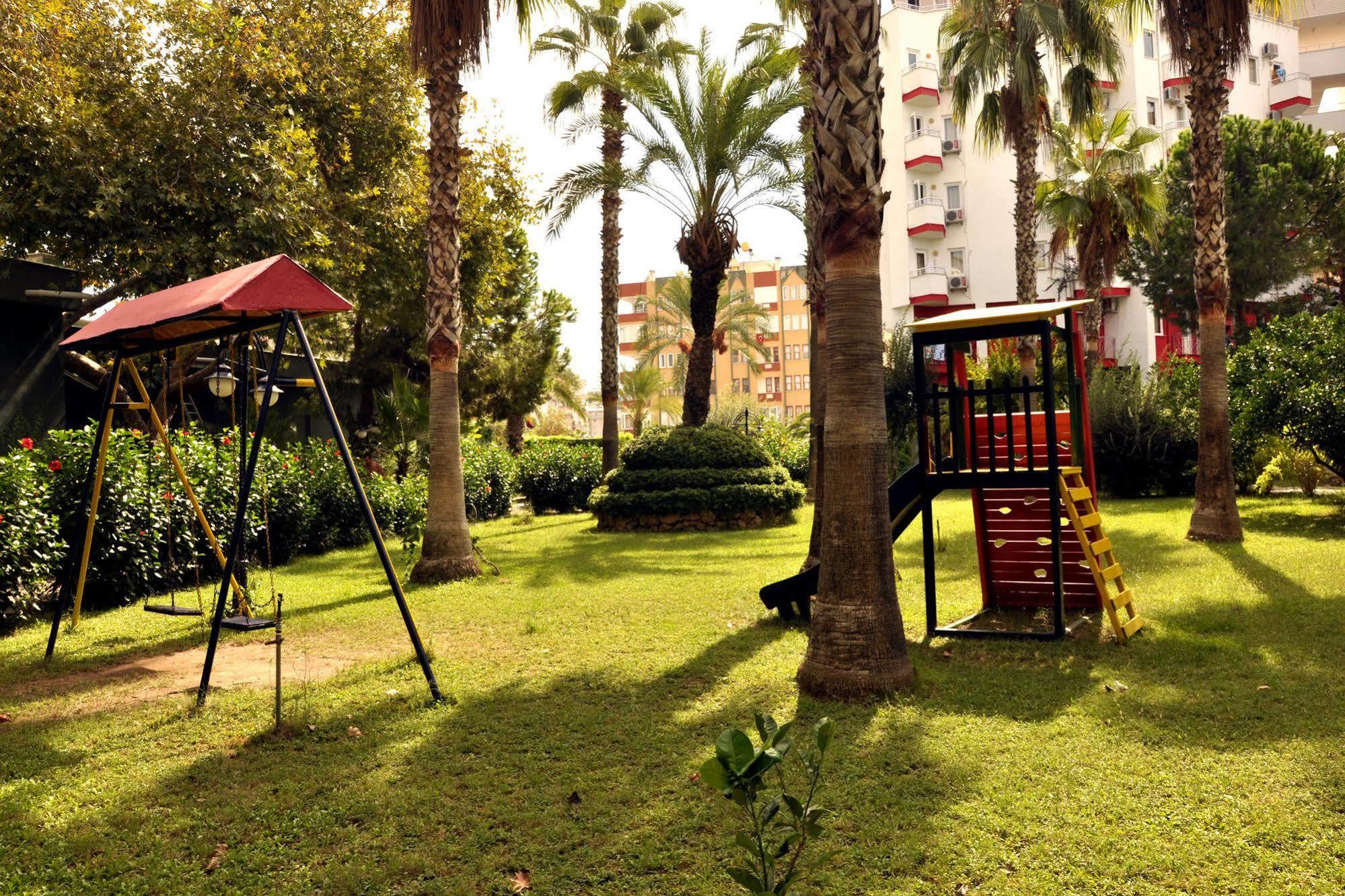 מהמוטלר Green Peace Hotel מראה חיצוני תמונה