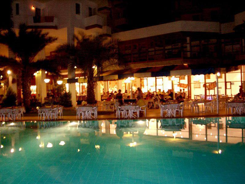 מהמוטלר Green Peace Hotel מראה חיצוני תמונה